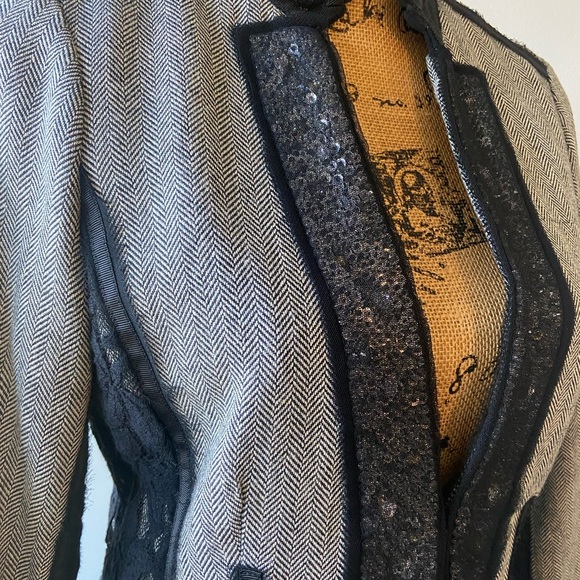 WHBM Sz 6 Elegant Black and Gray Herringbone Wool Blend Women's Jacket - Picture 3 of 16